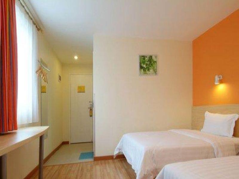 7 Days Inn Fuzhou Gandong Avenue Passenger Station Экстерьер фото