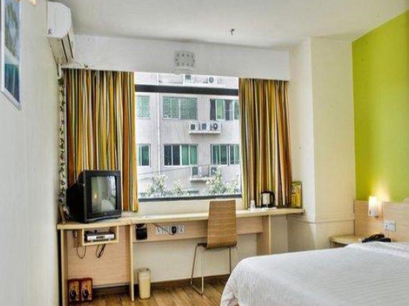 7 Days Inn Fuzhou Gandong Avenue Passenger Station Экстерьер фото
