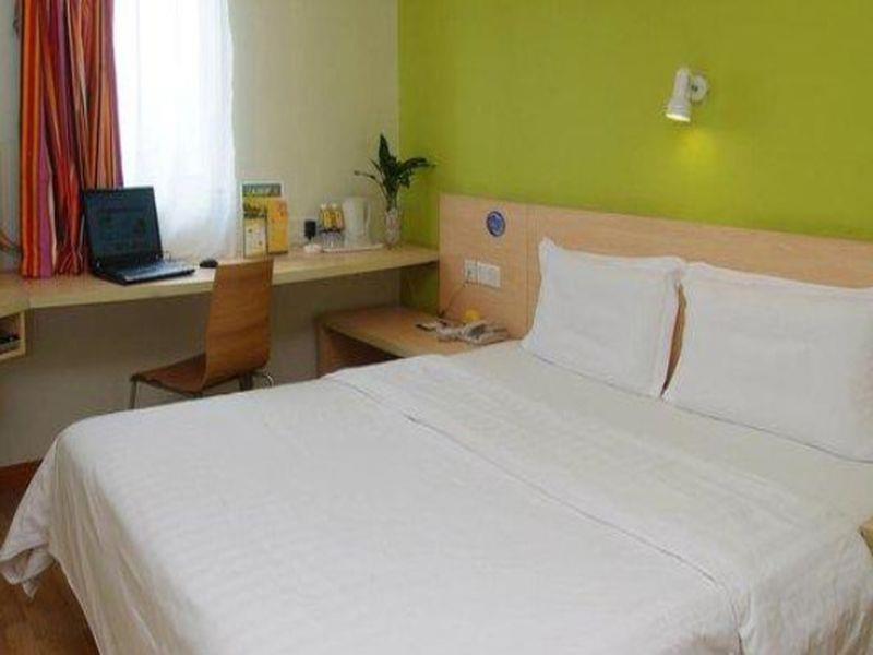 7 Days Inn Fuzhou Gandong Avenue Passenger Station Экстерьер фото